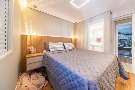 Apartamento à venda com 82m², 3 quartos e 2 vagas Apartamento à venda com 82m², 3 quartos e 2 vagasSuíte