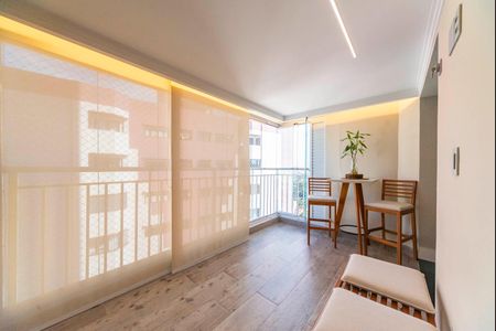 Apartamento à venda com 82m², 3 quartos e 2 vagas Apartamento à venda com 82m², 3 quartos e 2 vagasVaranda da Sala