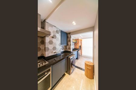 Apartamento à venda com 82m², 3 quartos e 2 vagas Apartamento à venda com 82m², 3 quartos e 2 vagasÁrea de Serviço