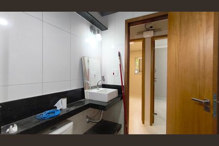 Apartamento para alugar com 72m², 3 quartos e sem vagaBanheiro