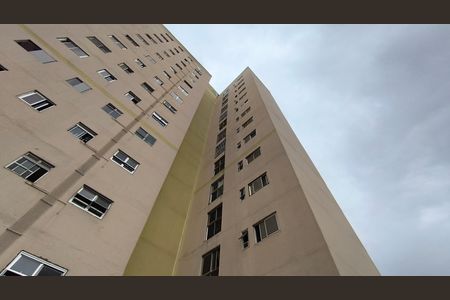 Apartamento para alugar com 72m², 3 quartos e sem vagaFachada