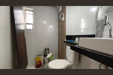 Apartamento para alugar com 72m², 3 quartos e sem vagaBanheiro