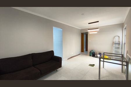 Apartamento para alugar com 72m², 3 quartos e sem vagaSala
