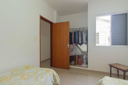 Casa à venda com 180m², 3 quartos e 1 vagaQuarto 2