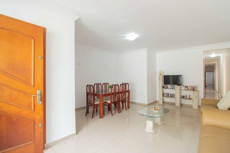 Casa à venda com 180m², 3 quartos e 1 vagaSala
