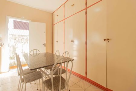 Casa à venda com 180m², 3 quartos e 1 vagaCozinha