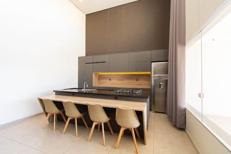 Casa para alugar com 112m², 2 quartos e 4 vagas Casa para alugar com 112m², 2 quartos e 4 vagasCozinha