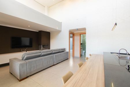 Casa para alugar com 112m², 2 quartos e 4 vagas Casa para alugar com 112m², 2 quartos e 4 vagasSala