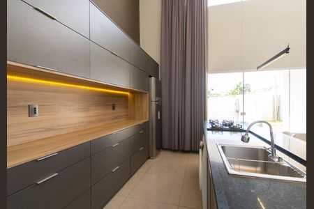 Casa para alugar com 112m², 2 quartos e 4 vagas Casa para alugar com 112m², 2 quartos e 4 vagasCozinha