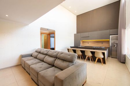 Casa para alugar com 112m², 2 quartos e 4 vagas Casa para alugar com 112m², 2 quartos e 4 vagasSala