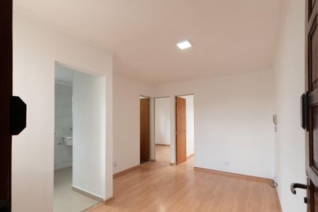 Sala  de apartamento para alugar com 2 quartos, 43m² em Jardim Pagliato, Sorocaba