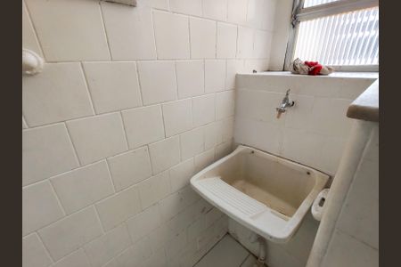 Apartamento para alugar com 70m², 2 quartos e 1 vagaÁrea de Serviço