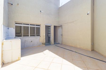 Casa para alugar com 420m², 8 quartos e 4 vagas Casa para alugar com 420m², 8 quartos e 4 vagasÁrea de Serviço 3