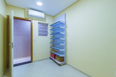 Casa para alugar com 420m², 8 quartos e 4 vagas Casa para alugar com 420m², 8 quartos e 4 vagasQuarto 5