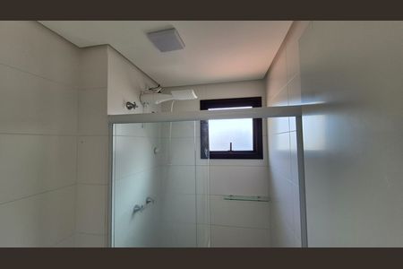 Banheiro de kitnet/studio para alugar com 1 quarto, 44m² em Campestre, Santo André