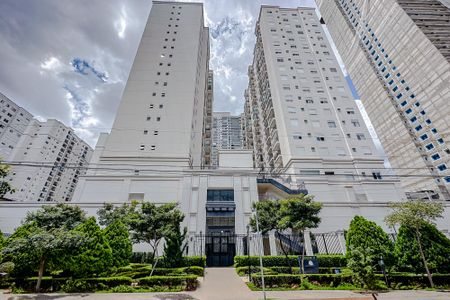 Apartamento à venda com 46m², 1 quarto e 1 vagaFachada