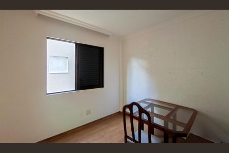 Apartamento à venda com 180m², 4 quartos e 3 vagas Apartamento à venda com 180m², 4 quartos e 3 vagasSuíte 2