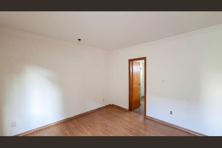 Apartamento à venda com 180m², 4 quartos e 3 vagas Apartamento à venda com 180m², 4 quartos e 3 vagasSuíte 1