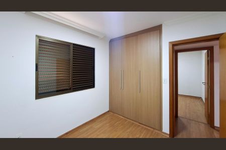 Apartamento à venda com 180m², 4 quartos e 3 vagas Apartamento à venda com 180m², 4 quartos e 3 vagasQuarto 1