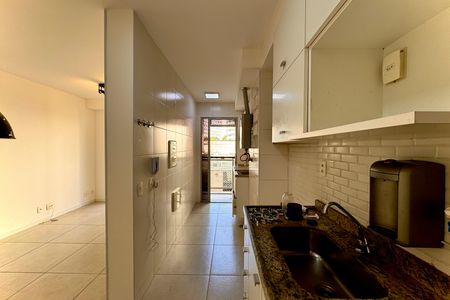 Cozinha de apartamento para alugar com 1 quarto, 43m² em Centro, Rio de Janeiro