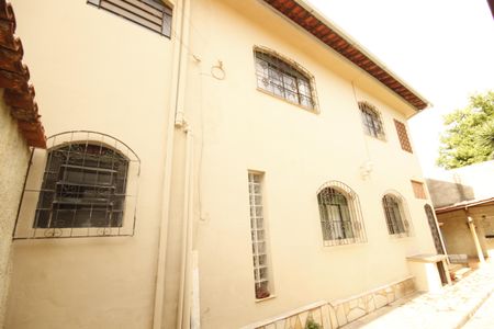 Casa à venda com 252m², 4 quartos e 3 vagasfachada