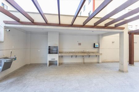 Apartamento para alugar com 55m², 2 quartos e 1 vaga Apartamento para alugar com 55m², 2 quartos e 1 vagaÁrea comum - Churrasqueira