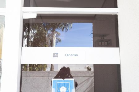Apartamento para alugar com 55m², 2 quartos e 1 vaga Apartamento para alugar com 55m², 2 quartos e 1 vagaCinema