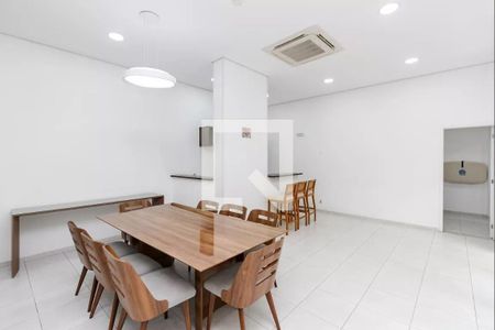 Apartamento à venda com 126m², 3 quartos e 4 vagas Apartamento à venda com 126m², 3 quartos e 4 vagasÁrea Comum