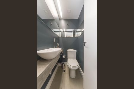 Apartamento à venda com 126m², 3 quartos e 4 vagas Apartamento à venda com 126m², 3 quartos e 4 vagasLavabo