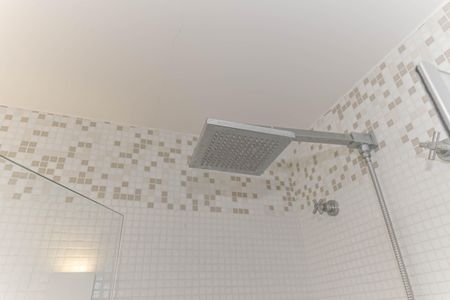 Apartamento à venda com 126m², 3 quartos e 4 vagas Apartamento à venda com 126m², 3 quartos e 4 vagasBanheiro da Suíte 2