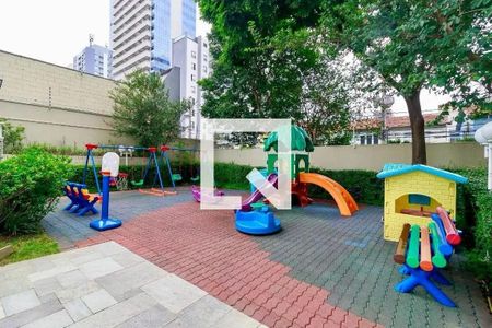 Apartamento à venda com 126m², 3 quartos e 4 vagas Apartamento à venda com 126m², 3 quartos e 4 vagasÁrea Comum