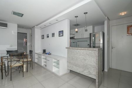 Sala de apartamento à venda com 2 quartos, 67m² em Morro Santana, Porto Alegre