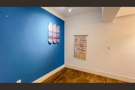 Casa à venda com 200m², 3 quartos e 3 vagas Casa à venda com 200m², 3 quartos e 3 vagasEscritório