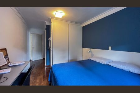 Casa à venda com 200m², 3 quartos e 3 vagas Casa à venda com 200m², 3 quartos e 3 vagasSuíte 1