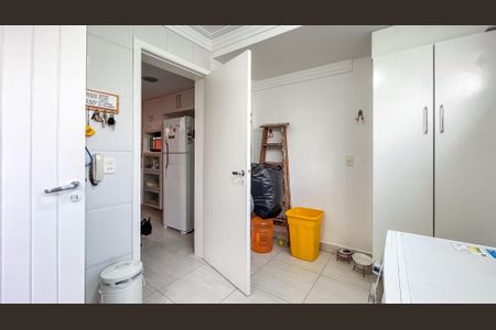 Casa à venda com 200m², 3 quartos e 3 vagas Casa à venda com 200m², 3 quartos e 3 vagasÁrea de Serviço