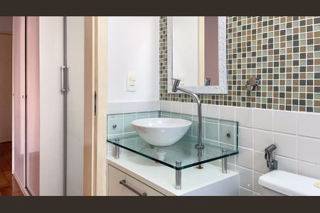 Casa à venda com 200m², 3 quartos e 3 vagas Casa à venda com 200m², 3 quartos e 3 vagasBanheiro da Suíte 3