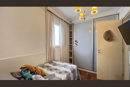 Casa à venda com 200m², 3 quartos e 3 vagas Casa à venda com 200m², 3 quartos e 3 vagasSuíte 2