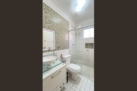 Casa à venda com 200m², 3 quartos e 3 vagas Casa à venda com 200m², 3 quartos e 3 vagasBanheiro da Suíte 3