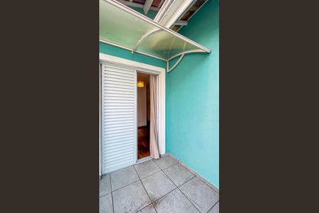 Casa à venda com 200m², 3 quartos e 3 vagas Casa à venda com 200m², 3 quartos e 3 vagasVaranda da Suíte 3