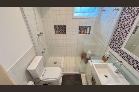 Casa à venda com 200m², 3 quartos e 3 vagas Casa à venda com 200m², 3 quartos e 3 vagasBanheiro da Suíte 1