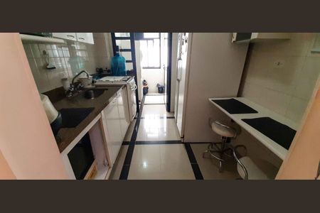 Apartamento à venda com 80m², 2 quartos e 1 vagaCozinha