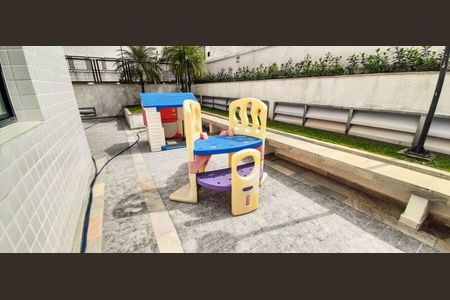 Apartamento à venda com 80m², 2 quartos e 1 vagaÁrea comum - Playground