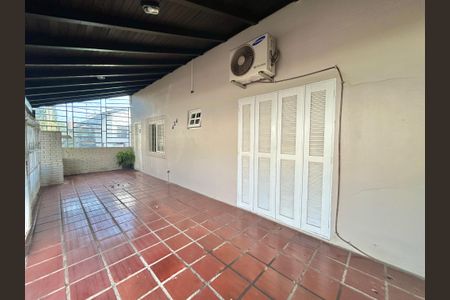 Casa para alugar com 110m², 2 quartos e 1 vagaÁrea comum