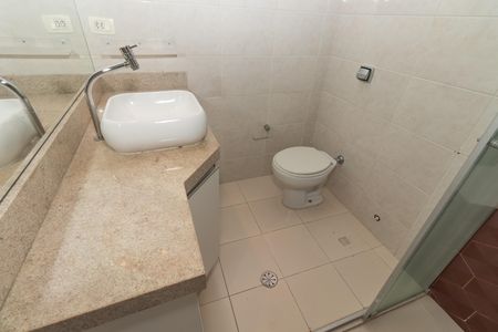 Apartamento à venda com 70m², 2 quartos e 1 vaga Apartamento à venda com 70m², 2 quartos e 1 vagaBanheiro da Suíte
