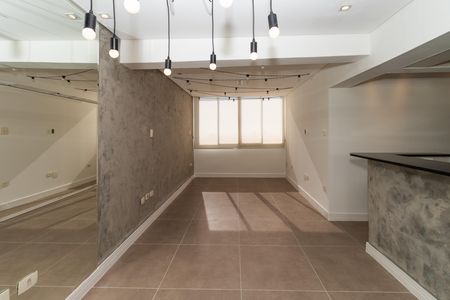 Apartamento à venda com 70m², 2 quartos e 1 vaga Apartamento à venda com 70m², 2 quartos e 1 vagaSala
