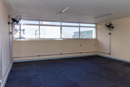 Apartamento à venda com 70m², 2 quartos e 1 vaga Apartamento à venda com 70m², 2 quartos e 1 vagaÁrea comum - Academia ( Implantação )