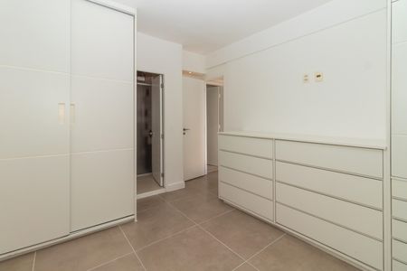 Apartamento à venda com 70m², 2 quartos e 1 vaga Apartamento à venda com 70m², 2 quartos e 1 vagaSuite