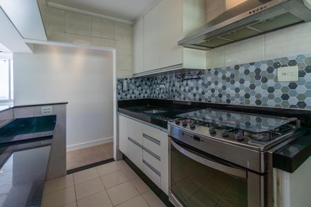 Apartamento à venda com 70m², 2 quartos e 1 vaga Apartamento à venda com 70m², 2 quartos e 1 vagaCozinha