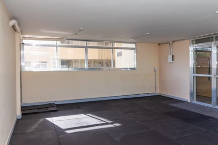 Apartamento à venda com 70m², 2 quartos e 1 vaga Apartamento à venda com 70m², 2 quartos e 1 vagaÁrea comum - Academia ( Implantação )