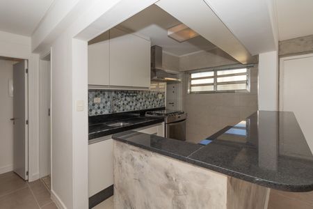 Apartamento à venda com 70m², 2 quartos e 1 vaga Apartamento à venda com 70m², 2 quartos e 1 vagaCozinha